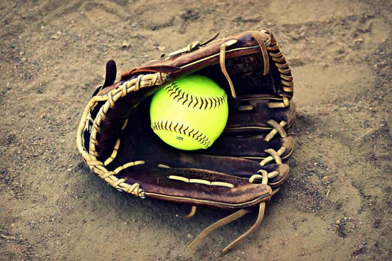 79+ Best Softball Instagram Captions